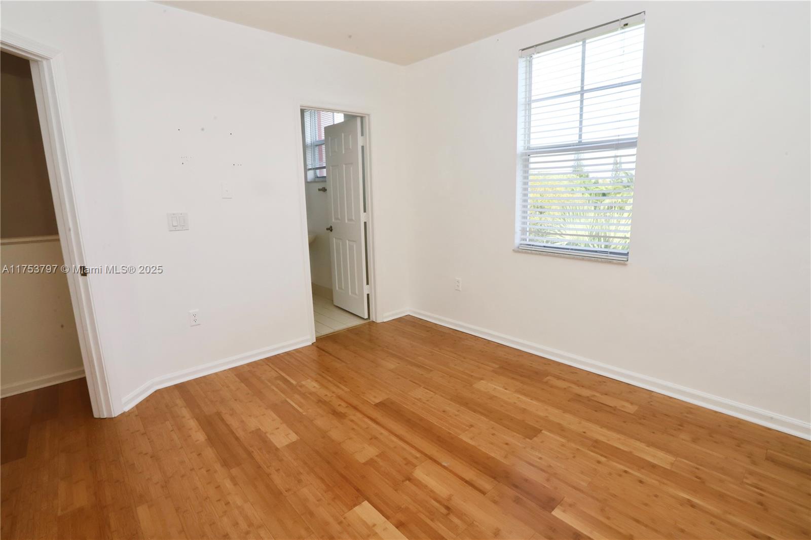 VILLA MEDICI CONDO - Residential