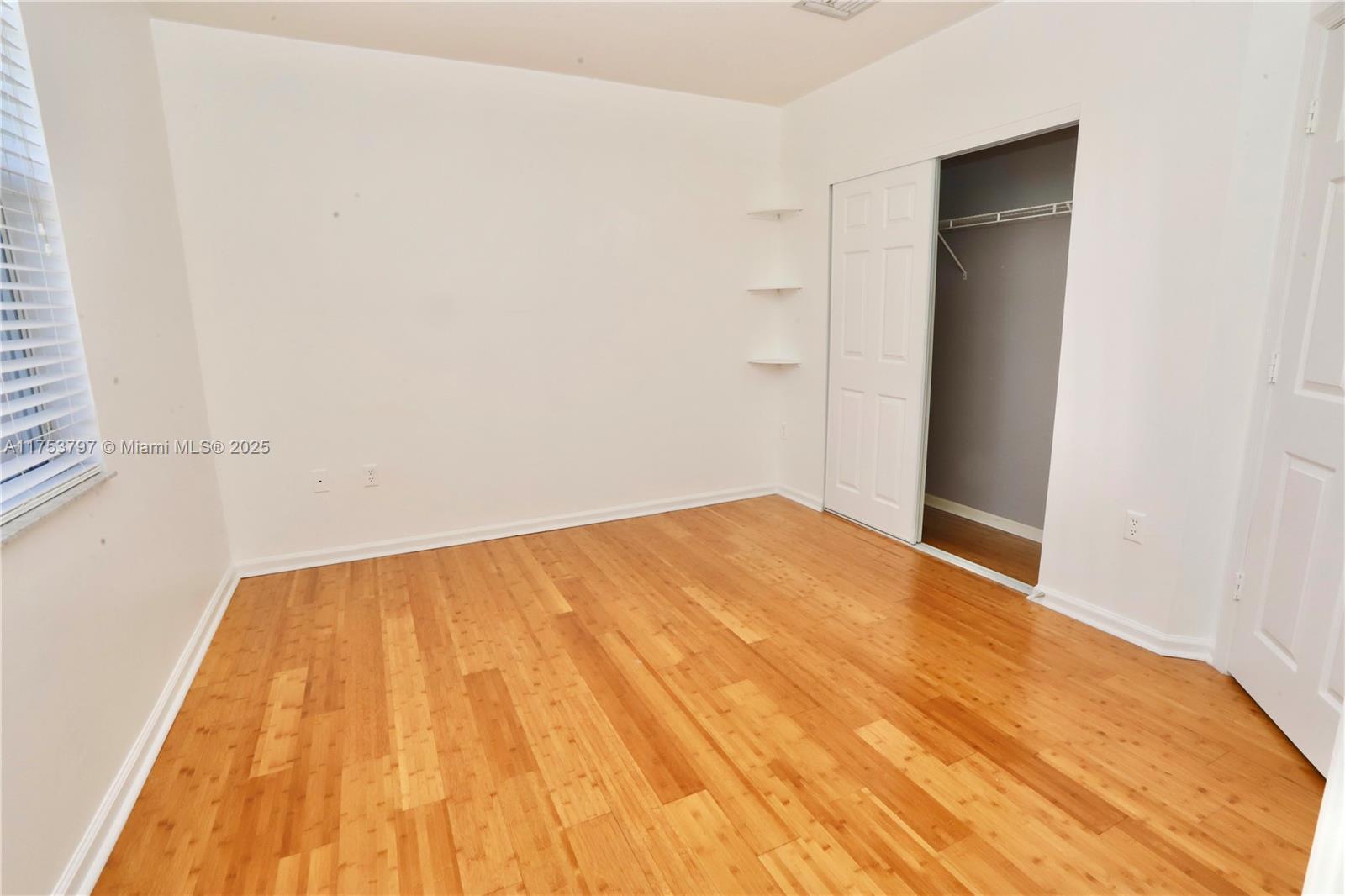 VILLA MEDICI CONDO - Residential