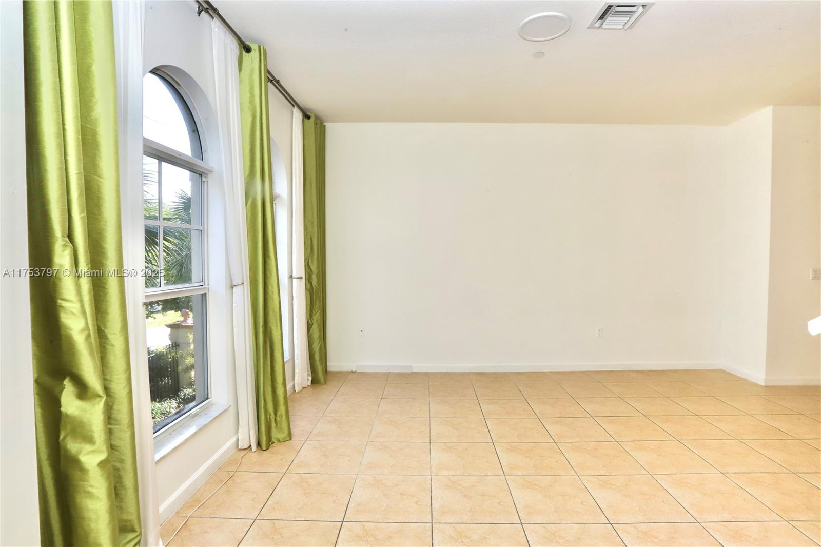 VILLA MEDICI CONDO - Residential