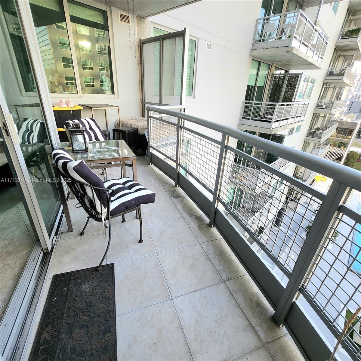 NEO VERTIKA CONDO - Residential