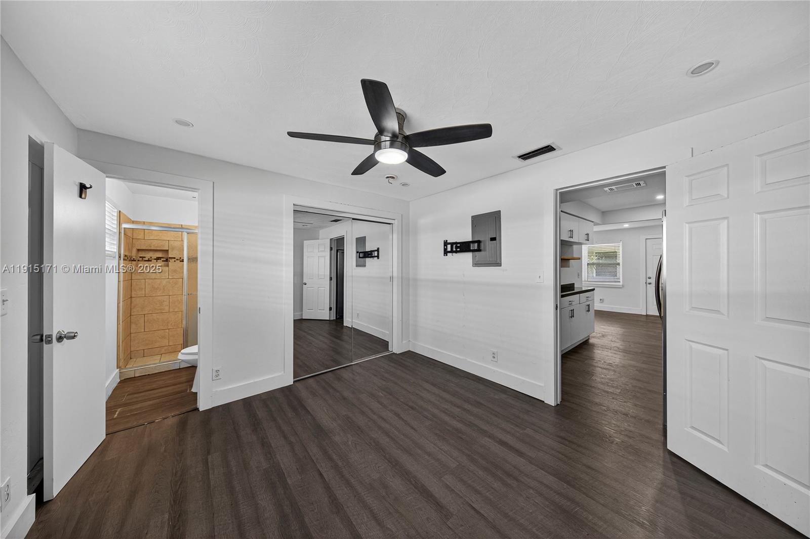 17TH TERRACE CONDOMINIUM - Residential Lease