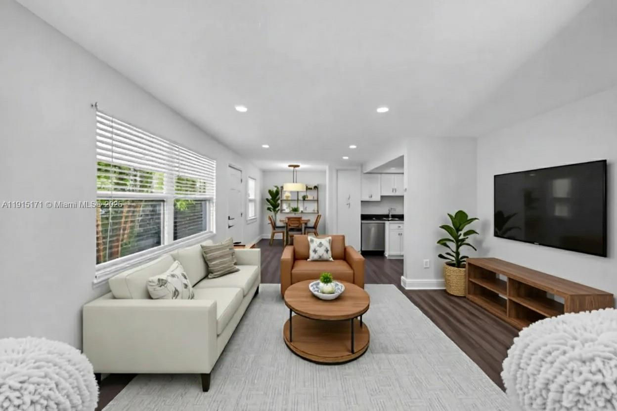 17TH TERRACE CONDOMINIUM - Residential Lease