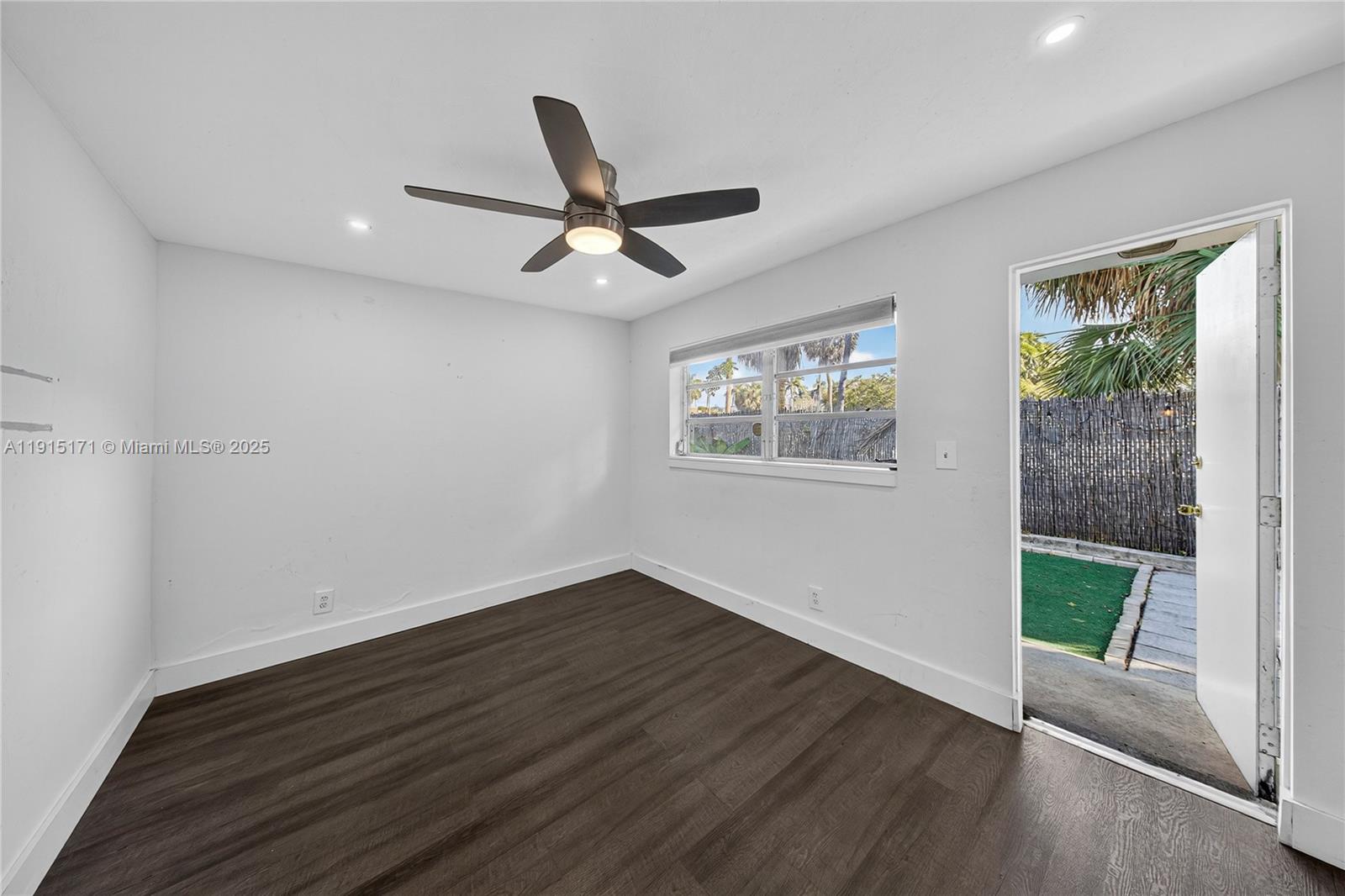 17TH TERRACE CONDOMINIUM - Residential Lease