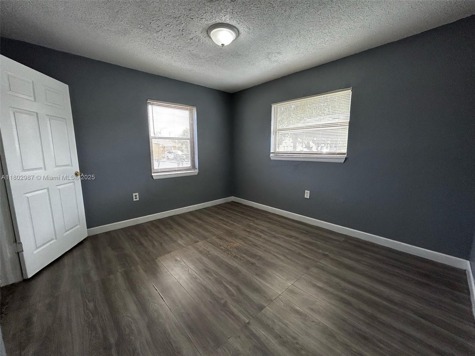2401 NW 15th St 1
