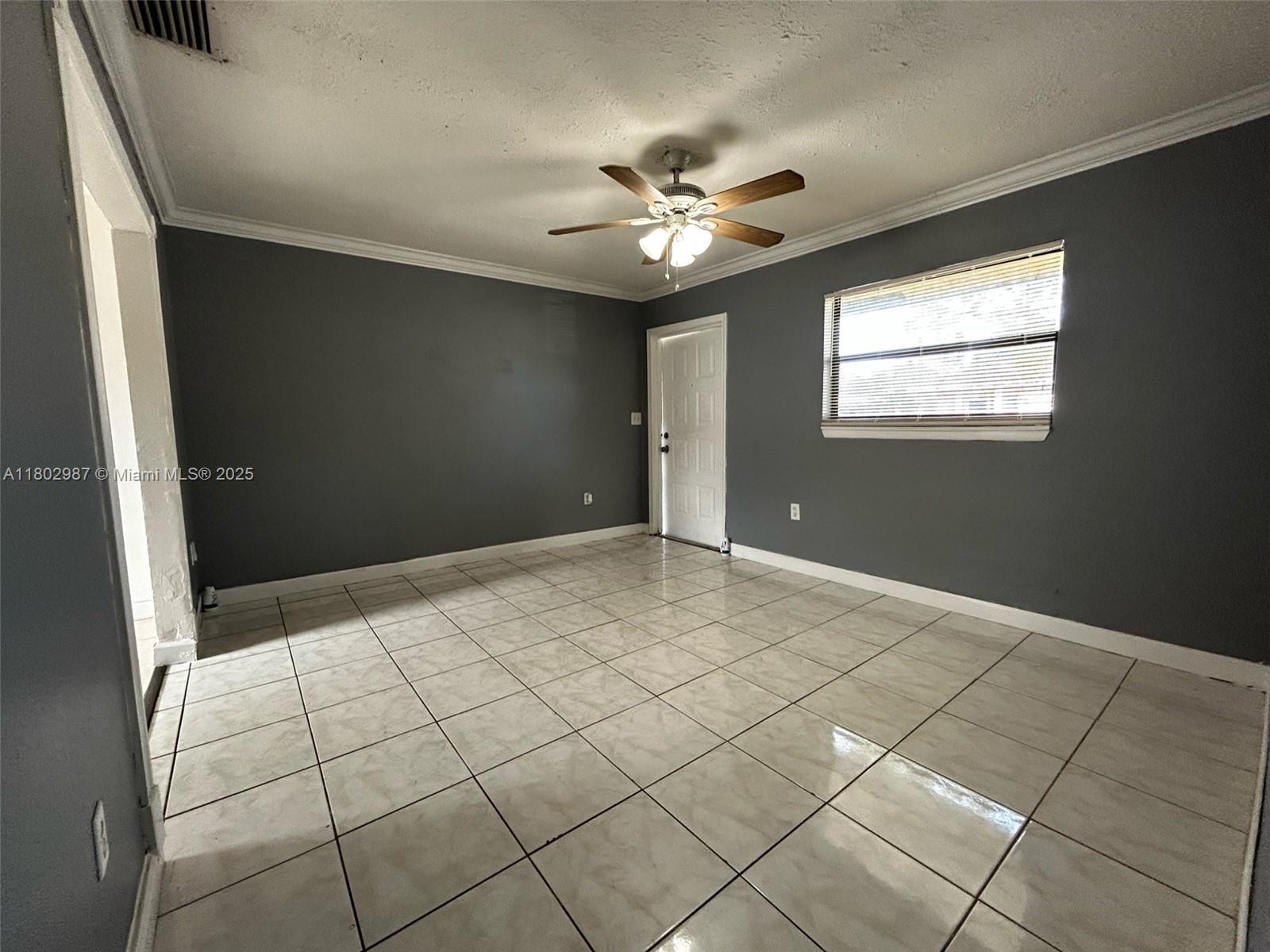 2401 NW 15th St 1