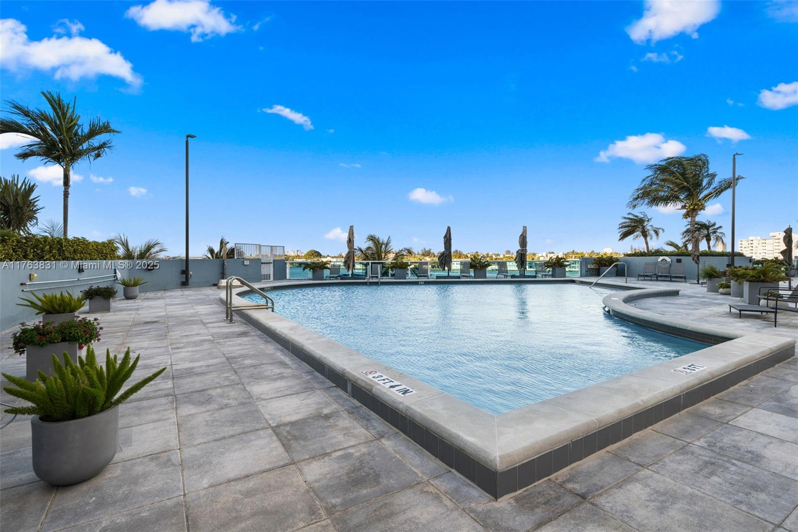 THE BRIDGEWATER CONDO - Residential