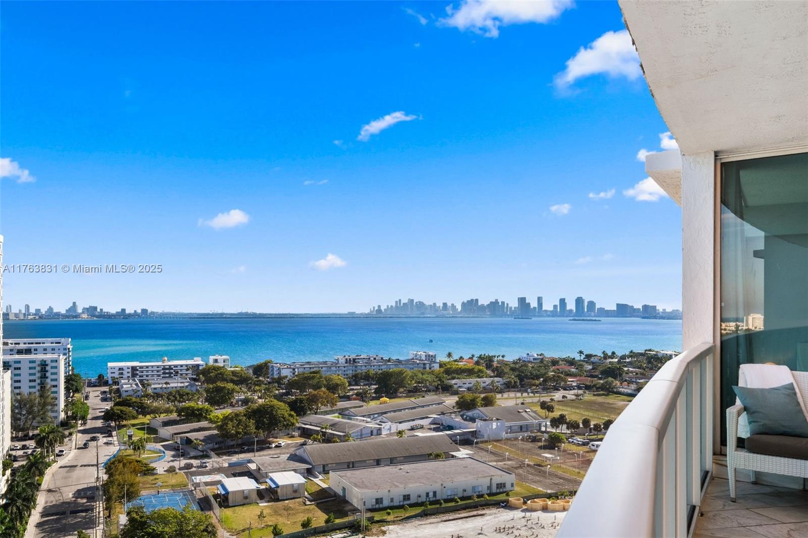 THE BRIDGEWATER CONDO - Residential