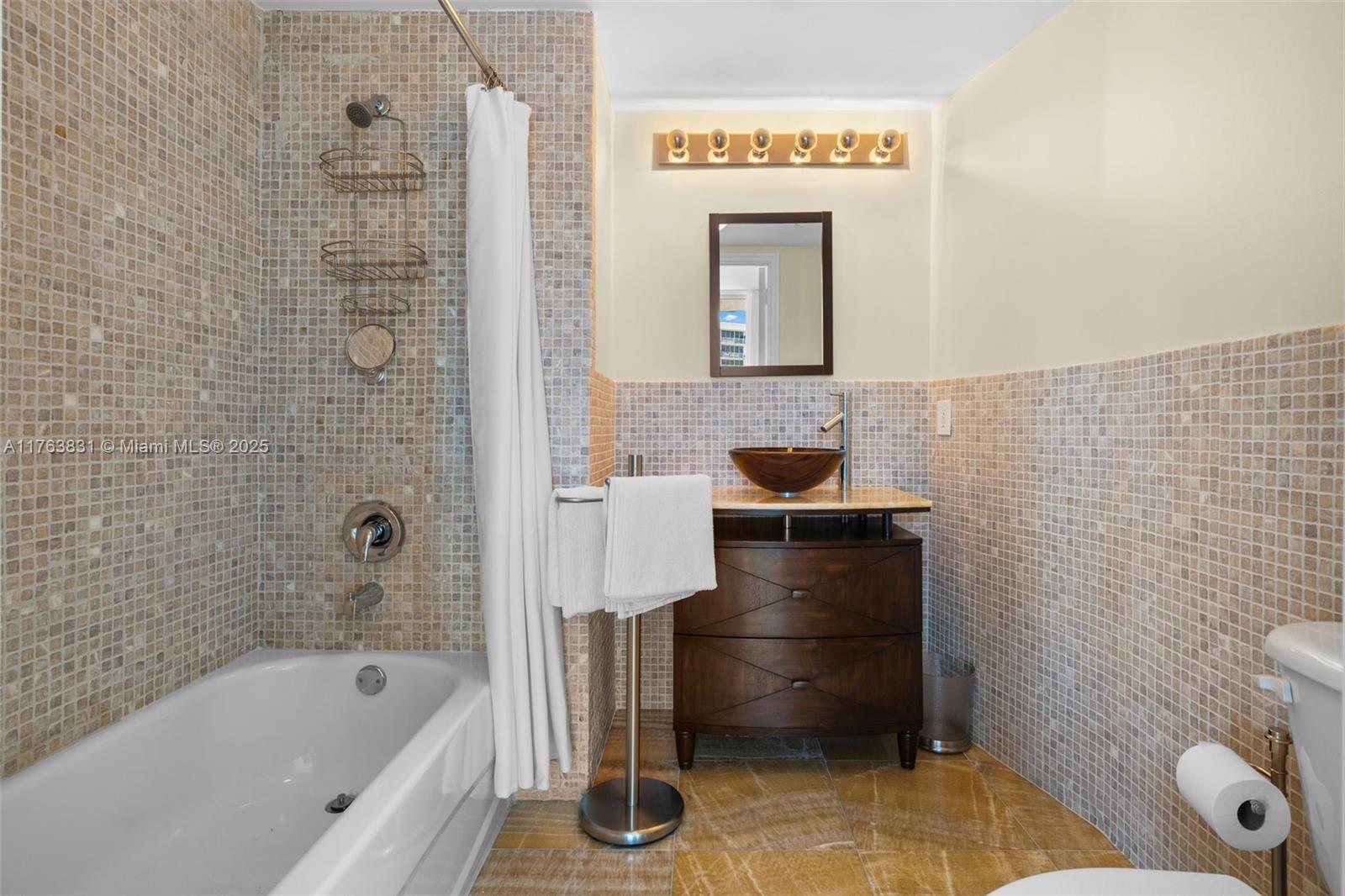 THE BRIDGEWATER CONDO - Residential