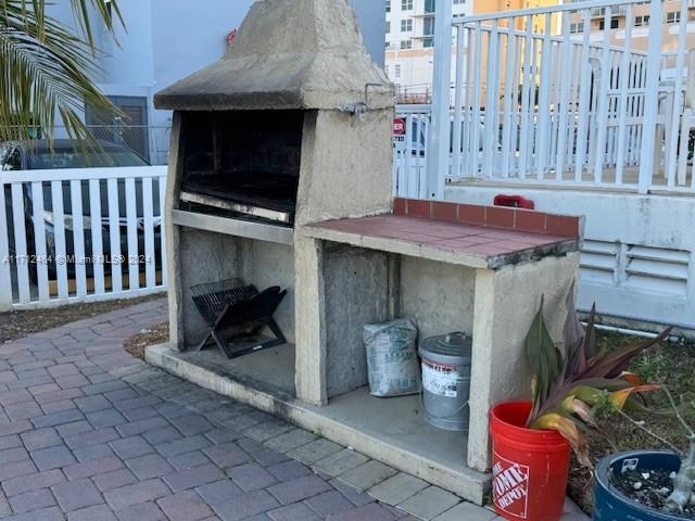 CRYSTAL COVE INC CONDO - Residential