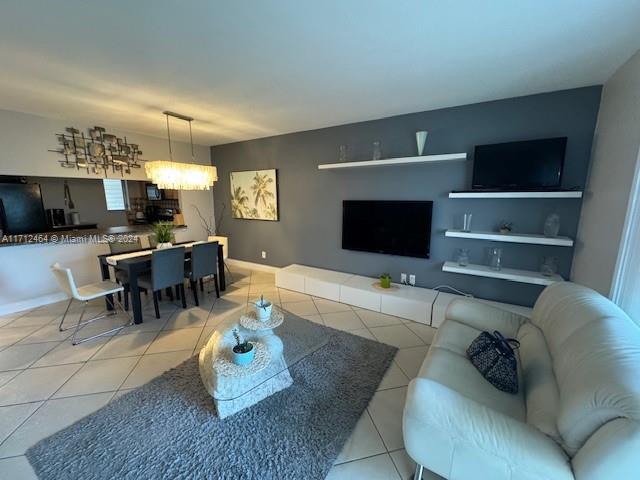 CRYSTAL COVE INC CONDO - Residential