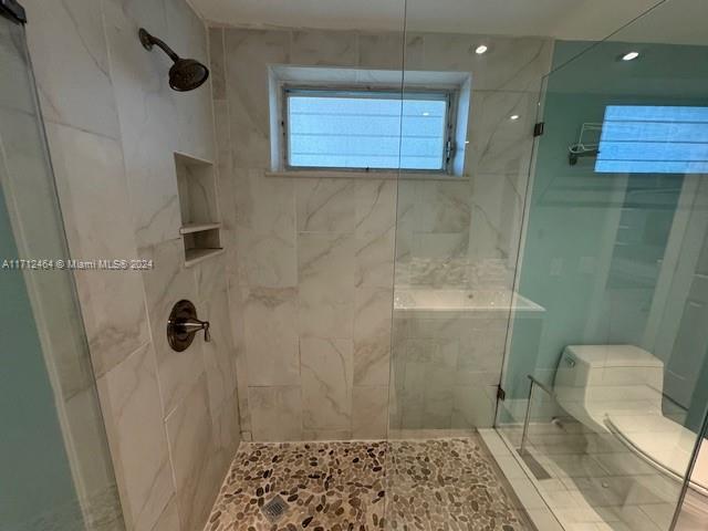 CRYSTAL COVE INC CONDO - Residential