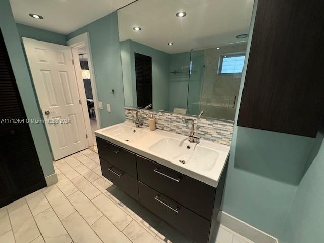 CRYSTAL COVE INC CONDO - Residential