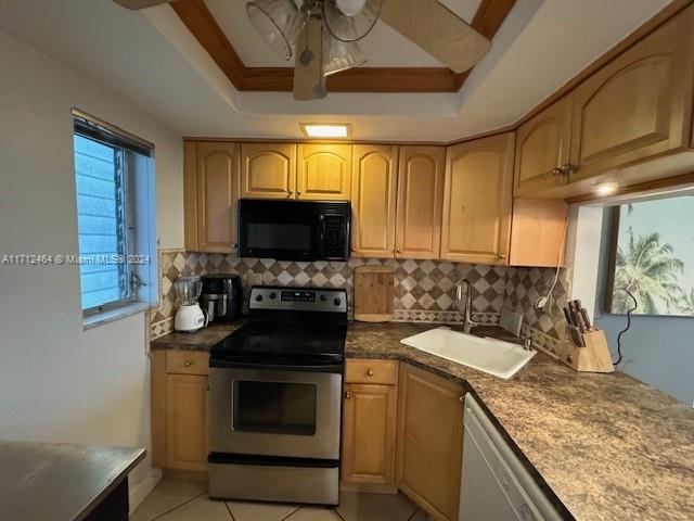 CRYSTAL COVE INC CONDO - Residential