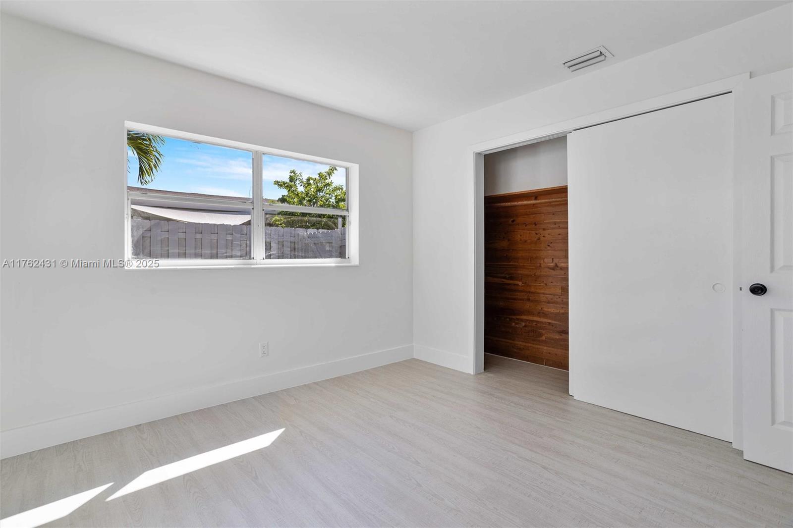 TWIN LAKES RESUB OF BLKS - Residential