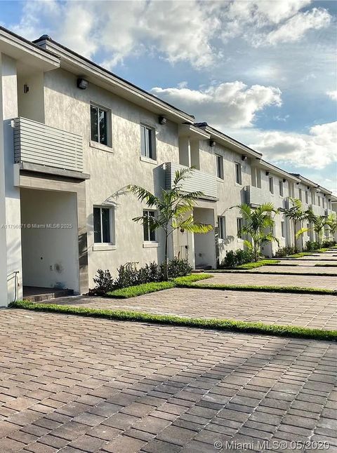 14179 SW 126th Path Miami FL 33186