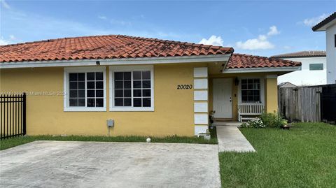 Single Family Residence in Miami FL 20020 122nd Ave Ave 1.jpg