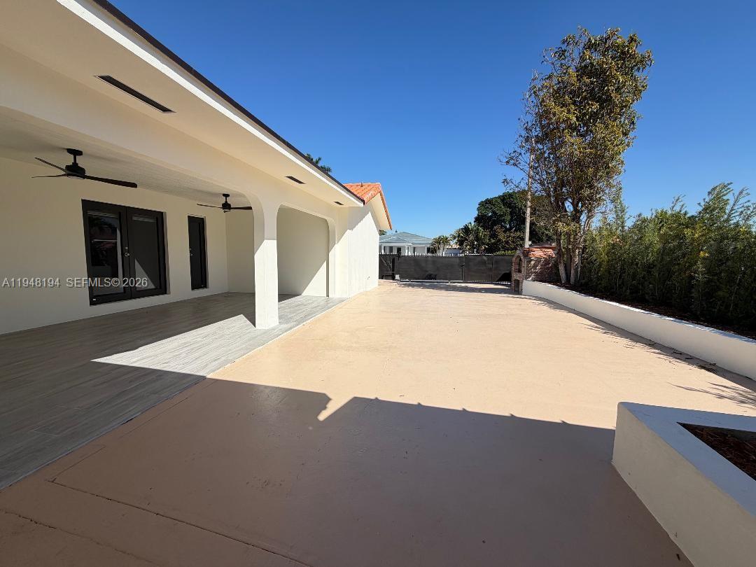 CORAL WEST HEIGHTS - Residential