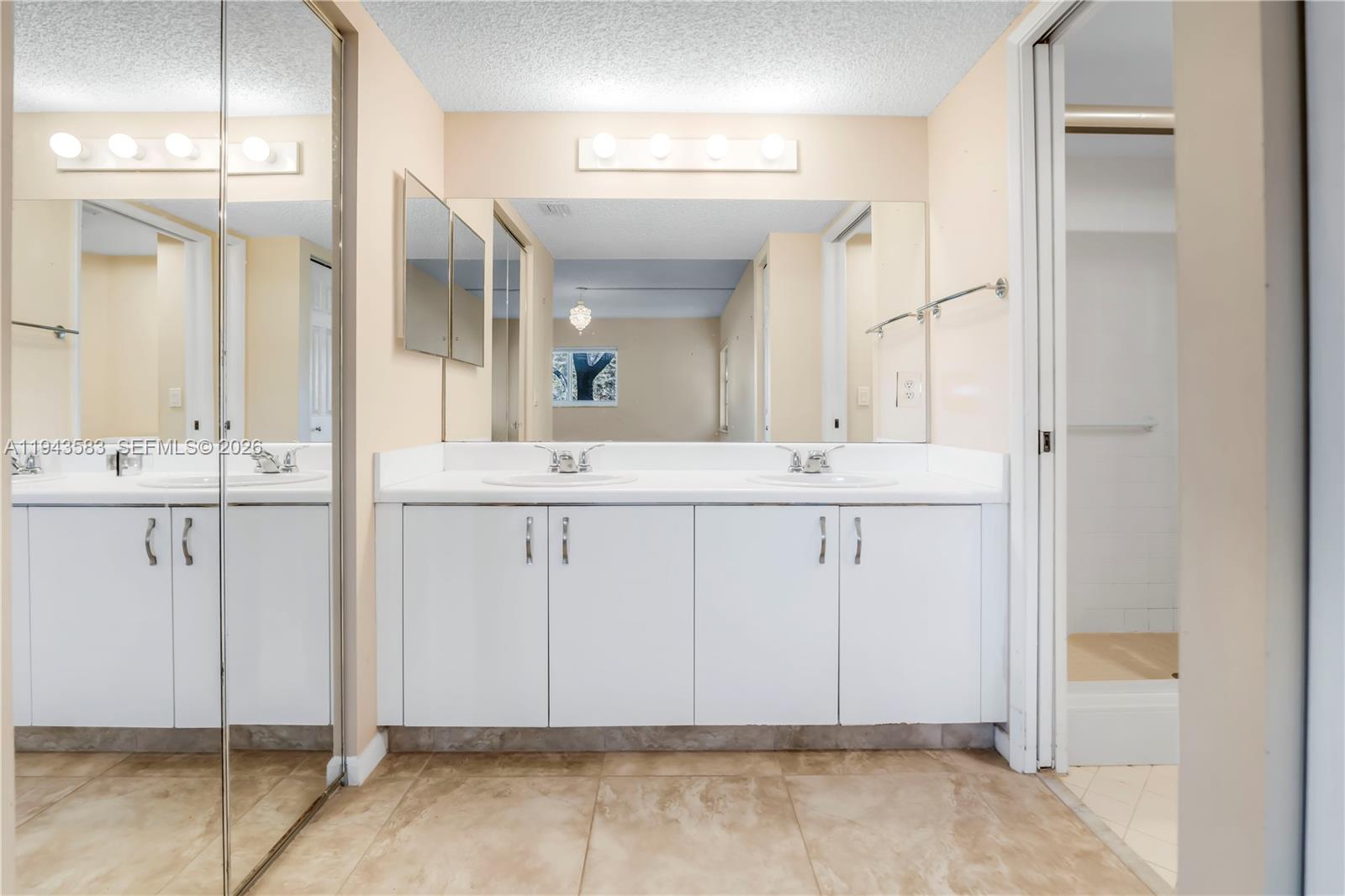 IVANHOE EAST AT CENTURY V - Residential