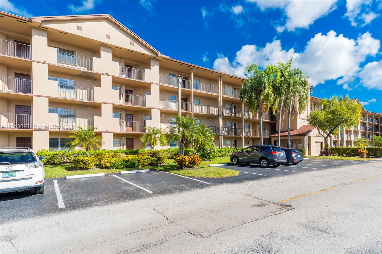 IVANHOE EAST AT CENTURY V - Residential