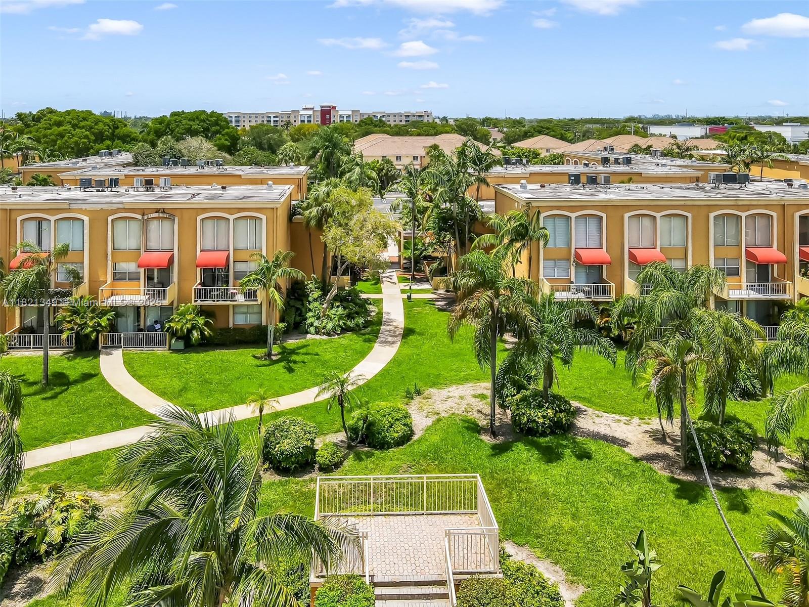 17901 Nw 68th Ave Q102, Hialeah, Miami-Dade County, Florida - 2 Bedrooms  
2 Bathrooms - 