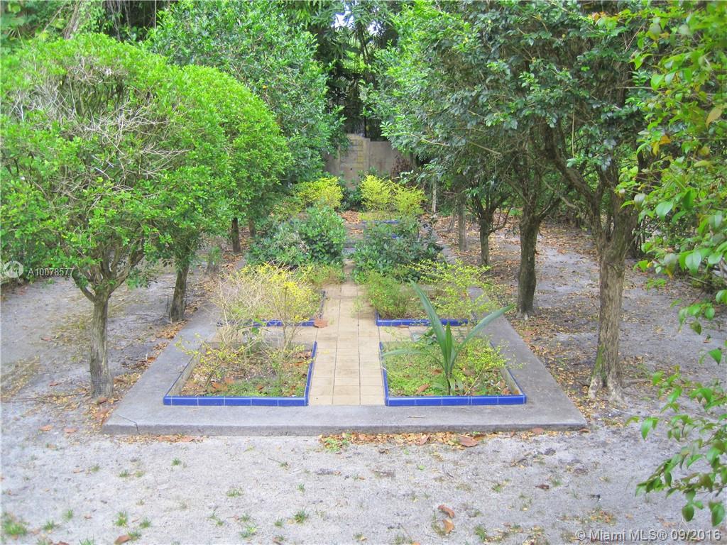 Leafy Way - Residential