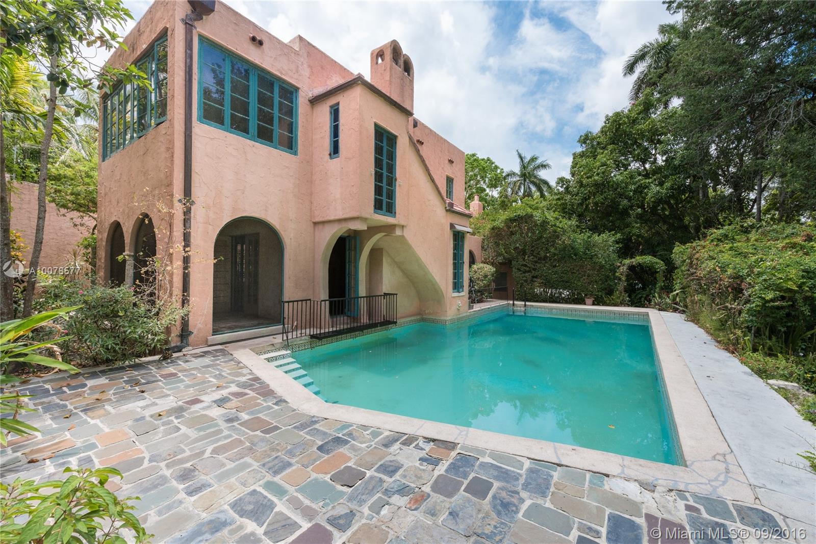 Leafy Way - Residential