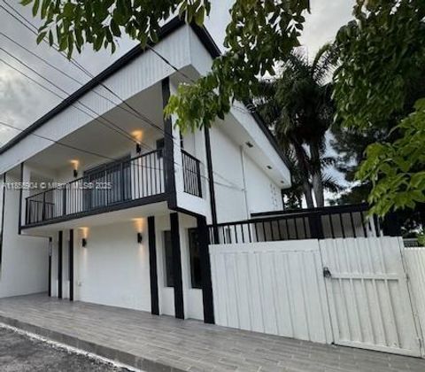 3301 NW 13th Ter 3301 Miami FL 33125