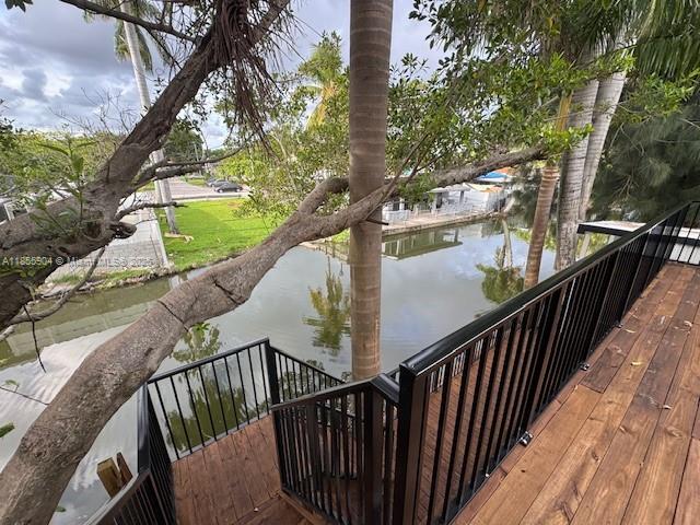3301 NW 13th Ter 3301