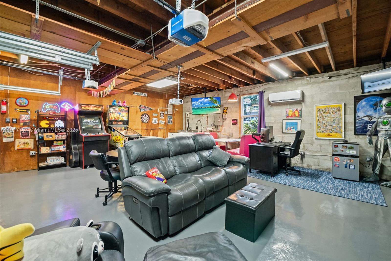 GOLF COURSE ADDN HIA - Residential