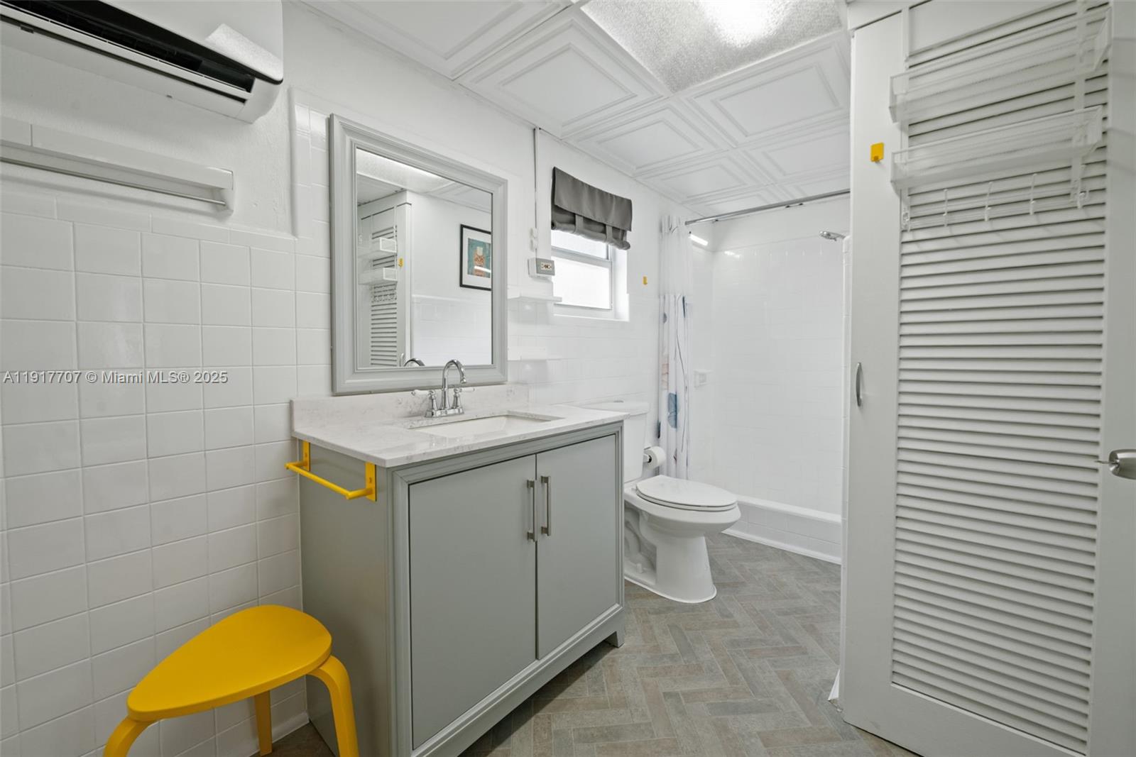 GOLF COURSE ADDN HIA - Residential