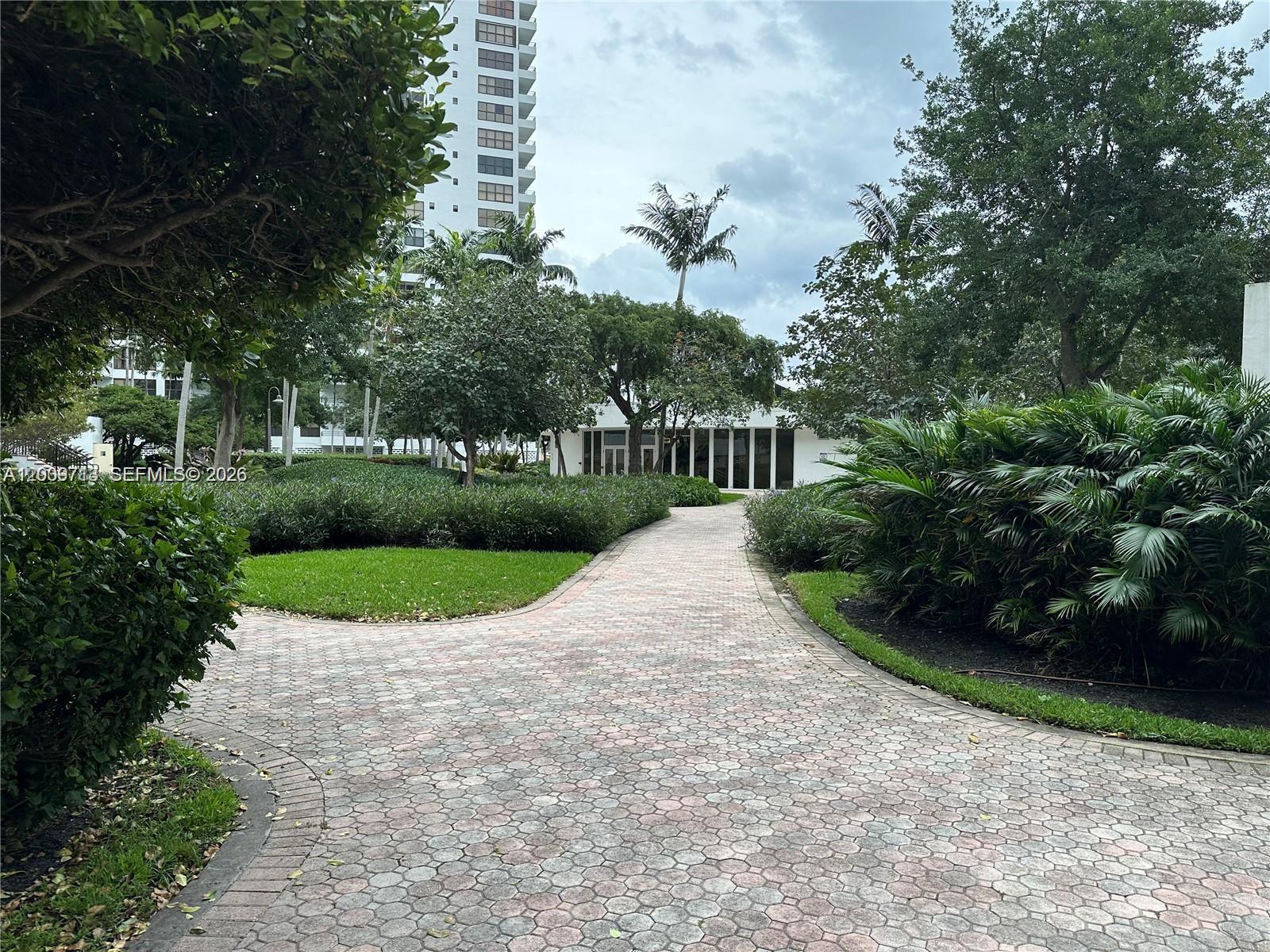OLYMPUS CONDO PHASE - Residential