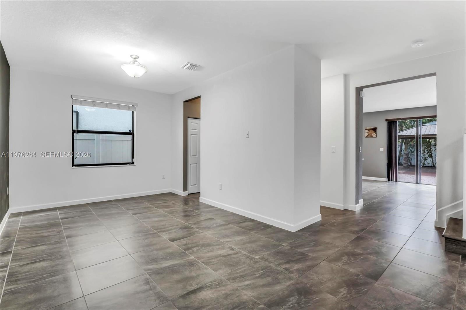 AQUABELLA SECTION ONE - Residential