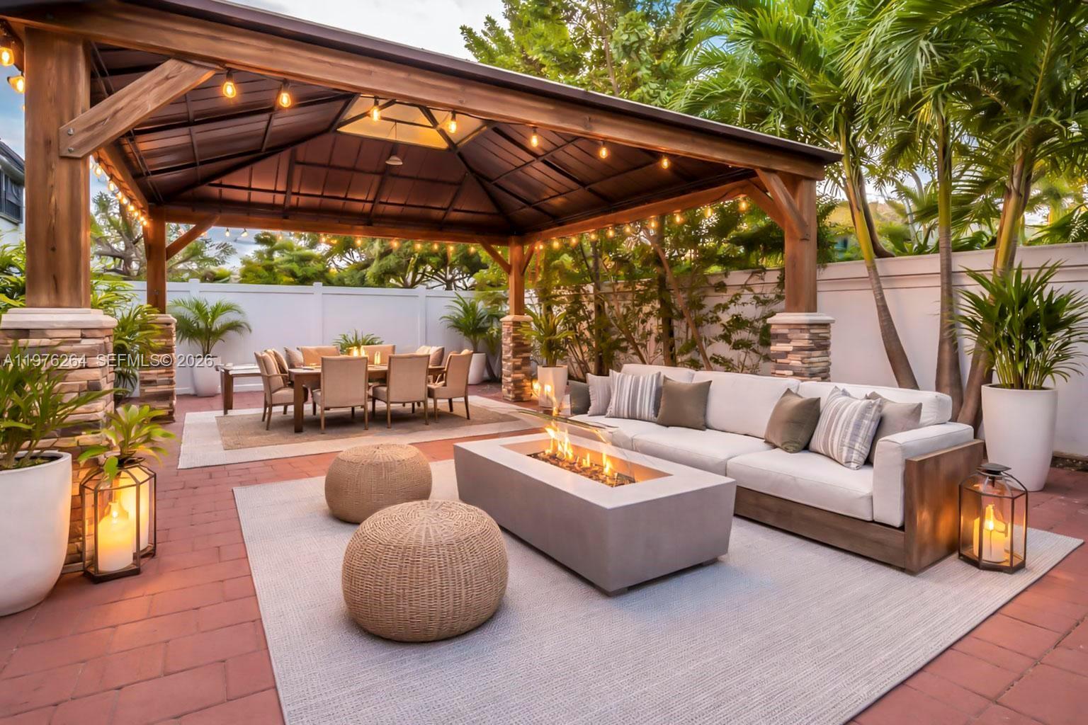 AQUABELLA SECTION ONE - Residential