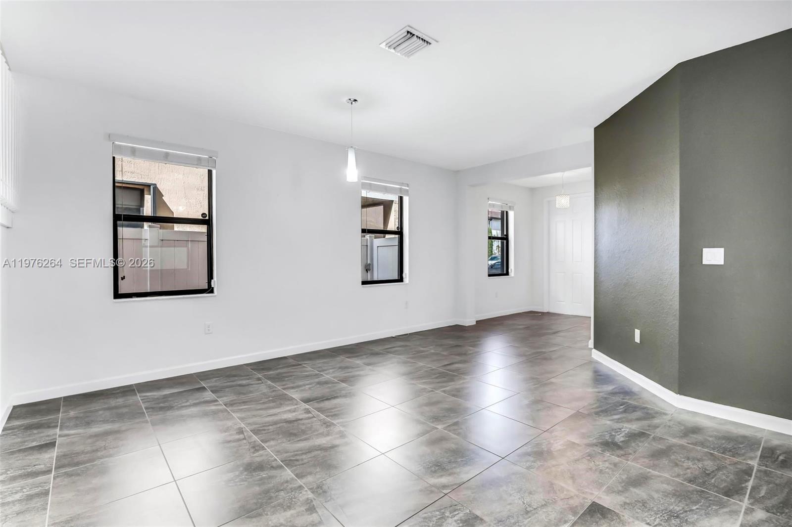 AQUABELLA SECTION ONE - Residential