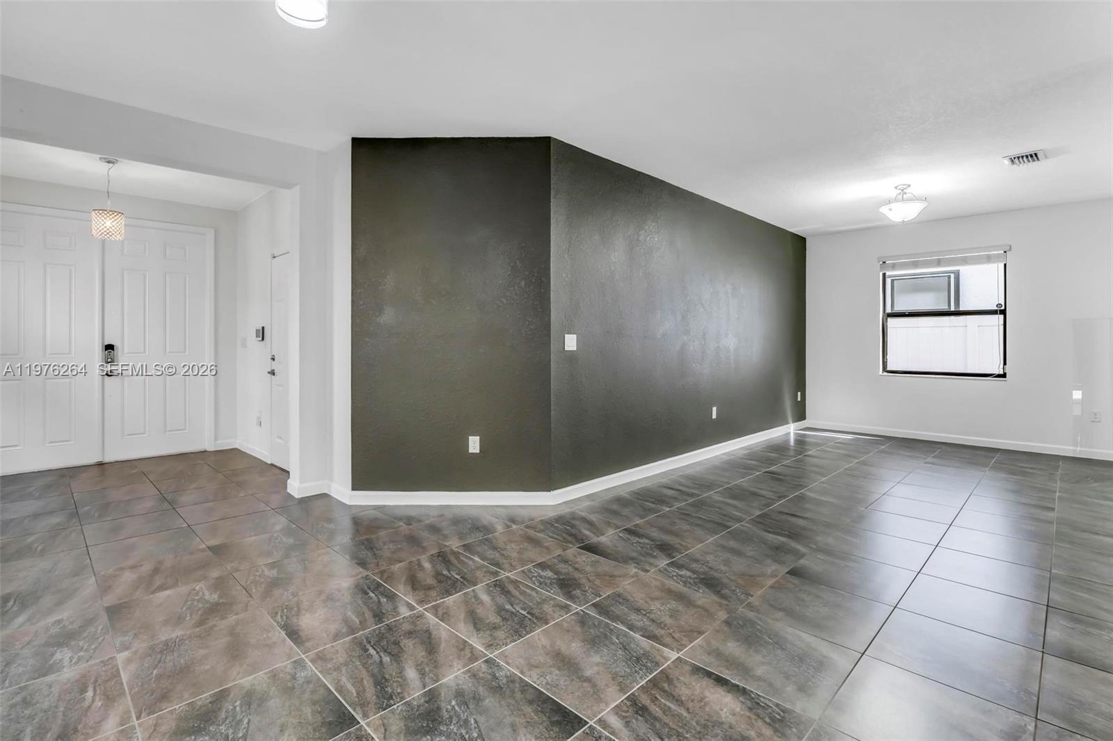 AQUABELLA SECTION ONE - Residential