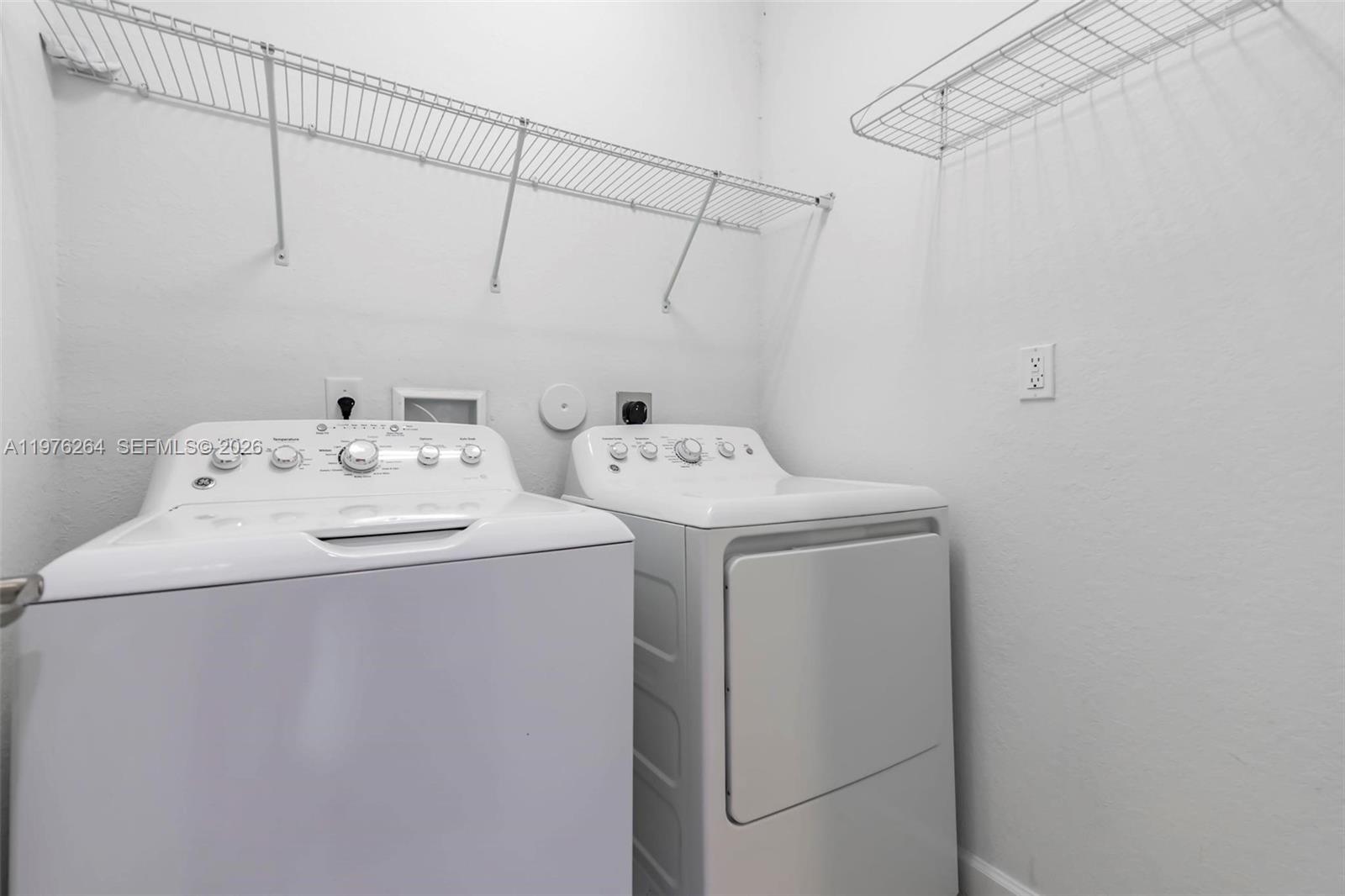 AQUABELLA SECTION ONE - Residential