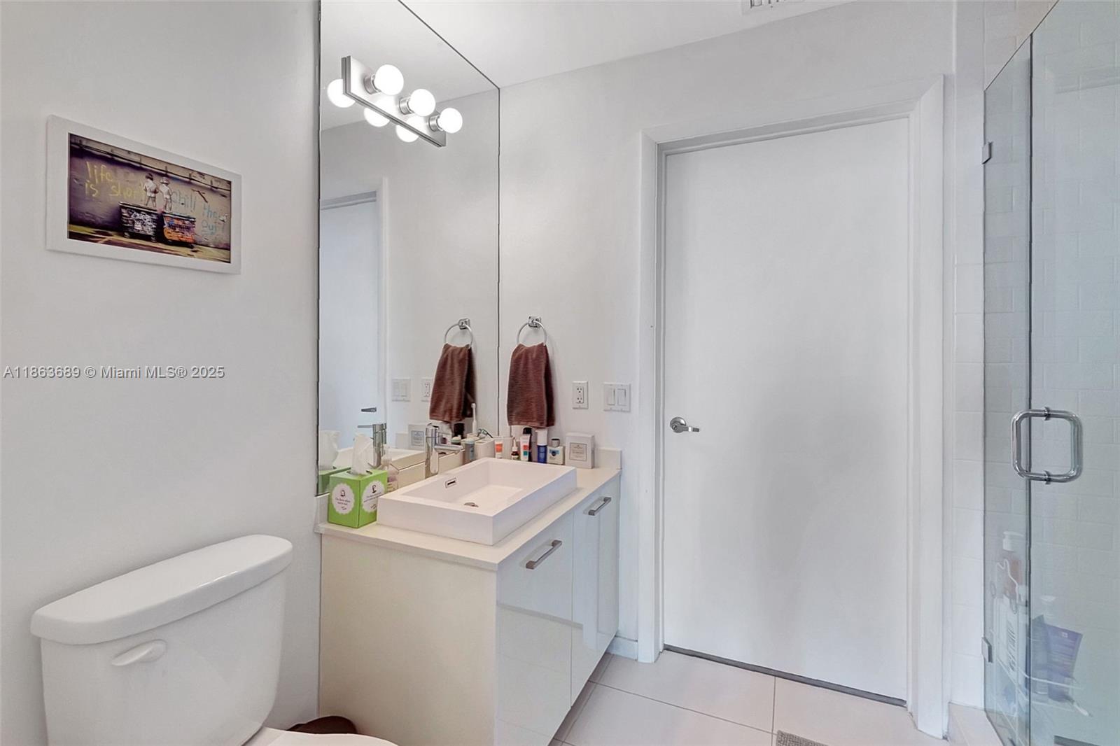 CENTRO CONDO - Residential