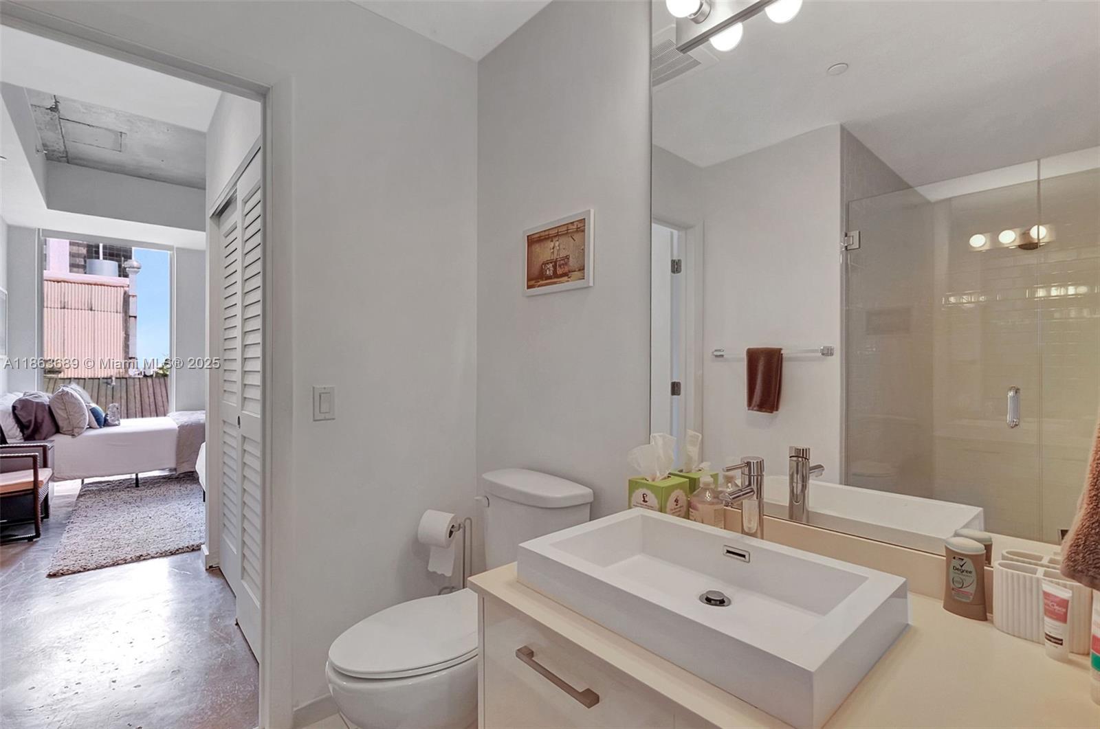 CENTRO CONDO - Residential