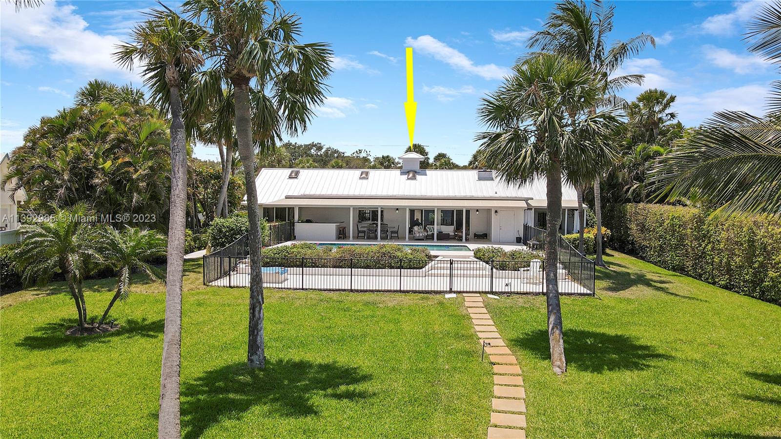 RACEYS SUBDIVISION - Residential