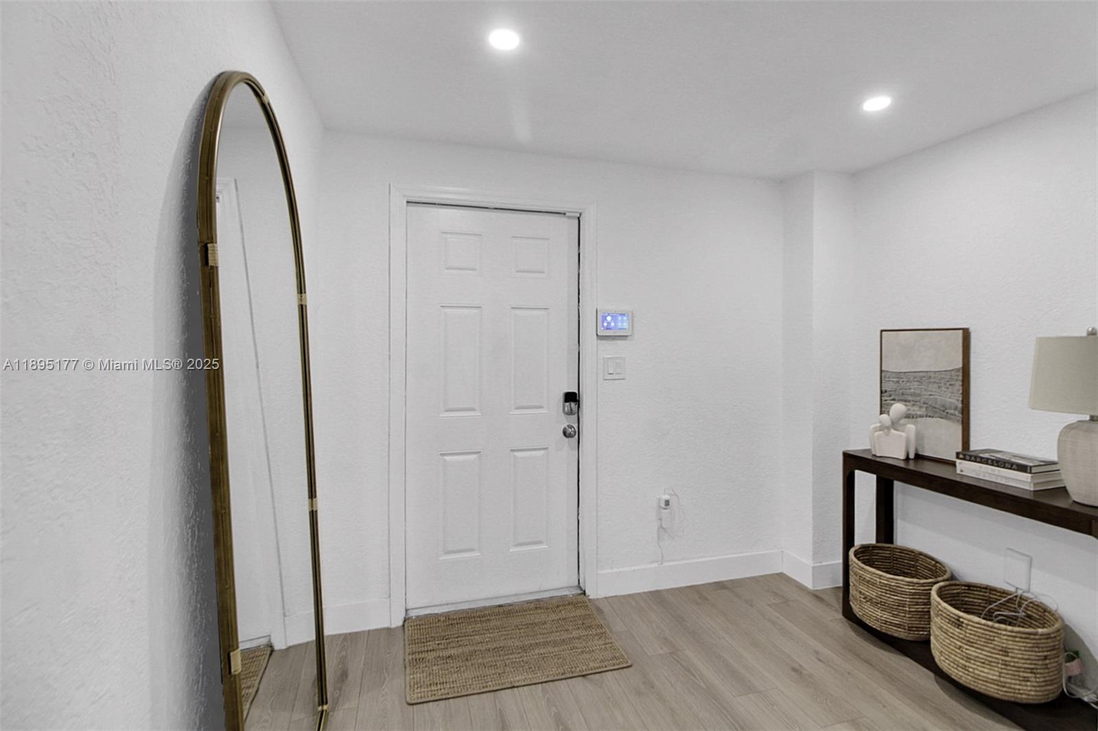 SUN RAY HOMES GREYNOLDS P - Residential Lease