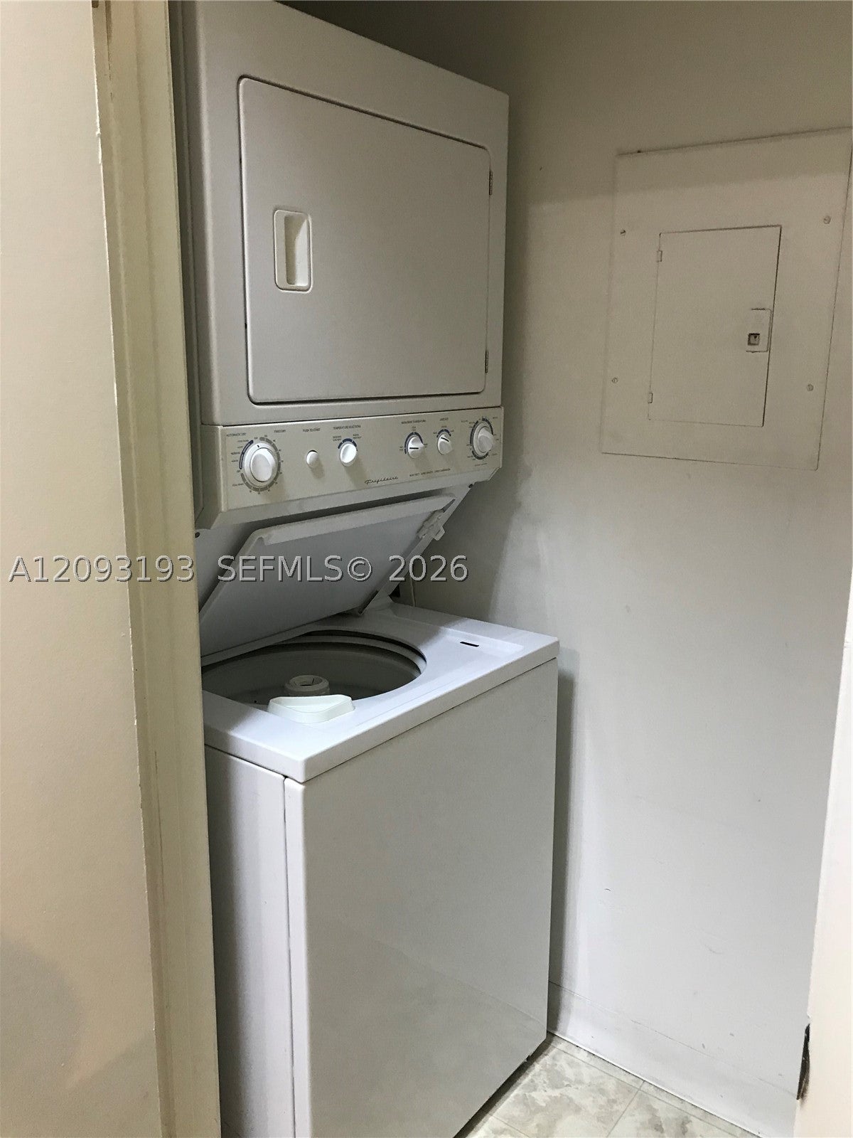 View photos, virtual tours, details... 9999 Summerbreeze Dr 1018