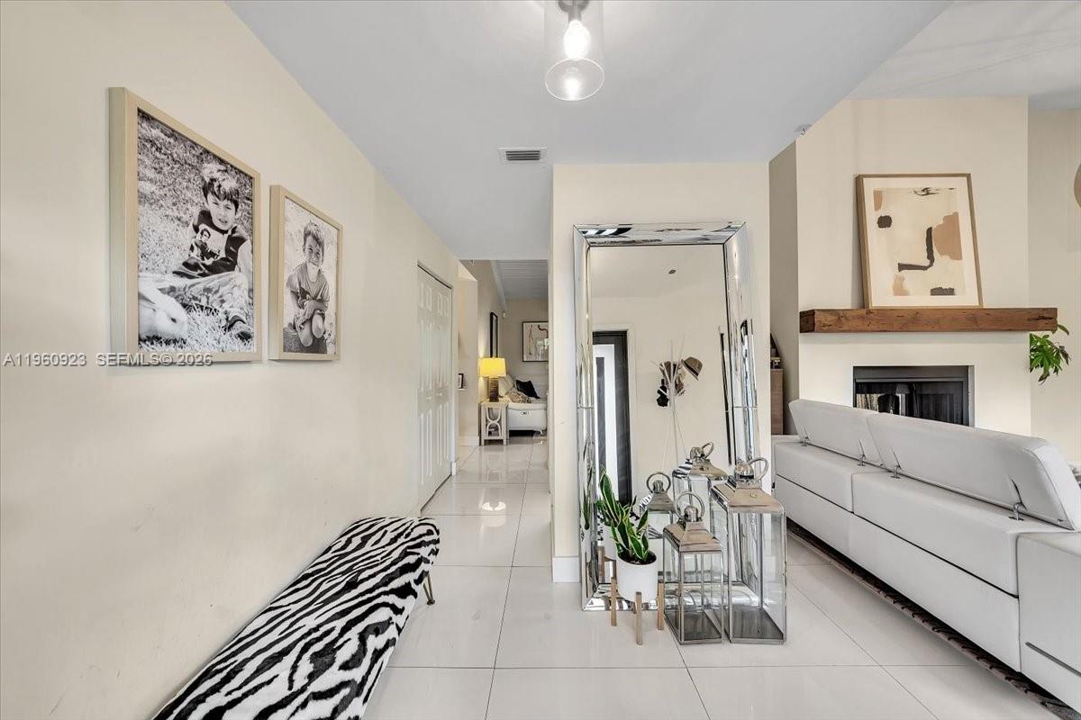 OAK WOOD - Residential