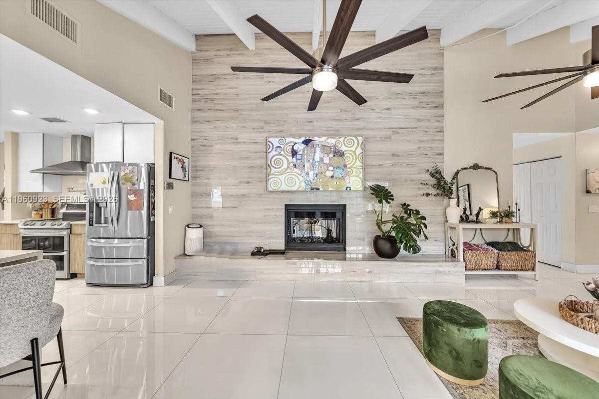 OAK WOOD - Residential