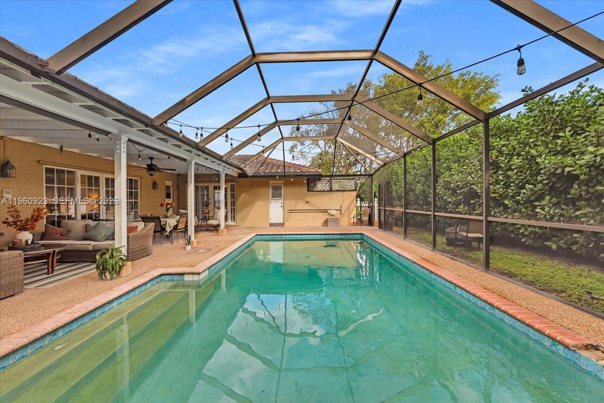 OAK WOOD - Residential