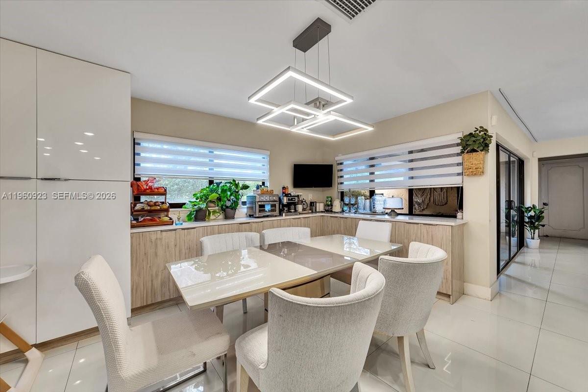 OAK WOOD - Residential