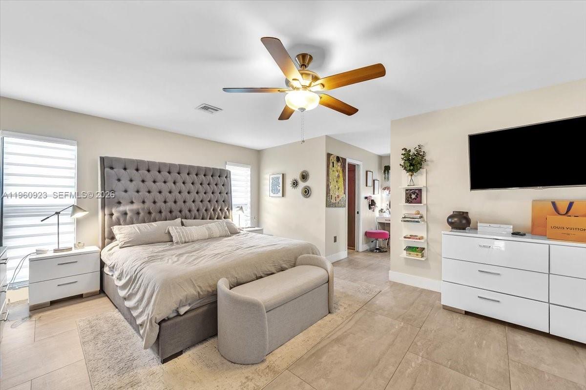 OAK WOOD - Residential