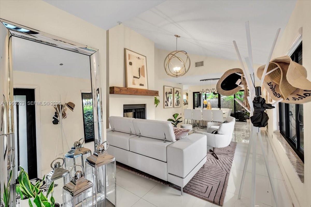 OAK WOOD - Residential