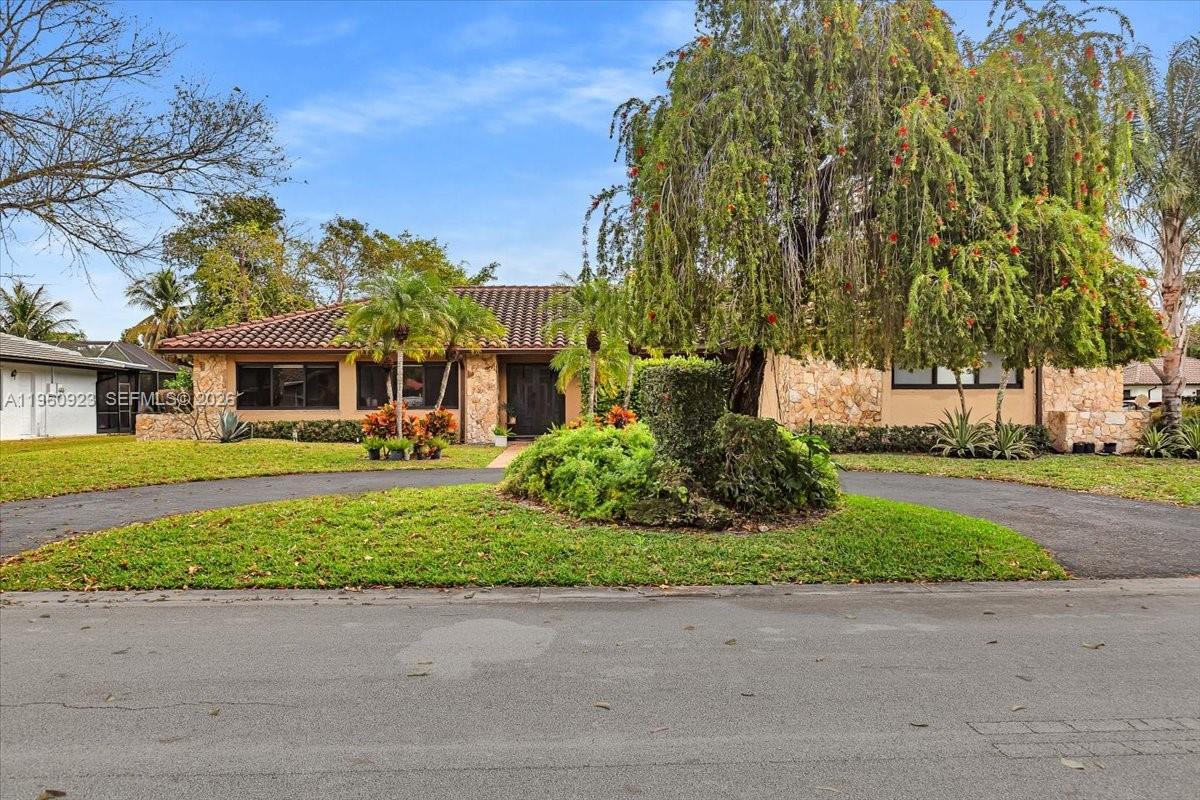 OAK WOOD - Residential