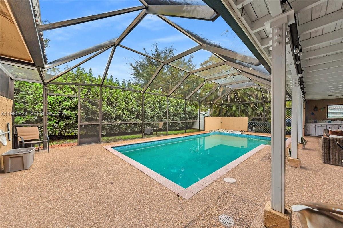 OAK WOOD - Residential