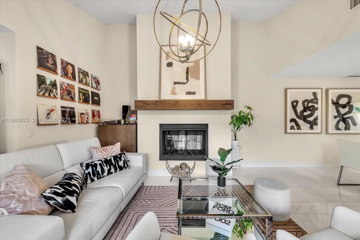 OAK WOOD - Residential